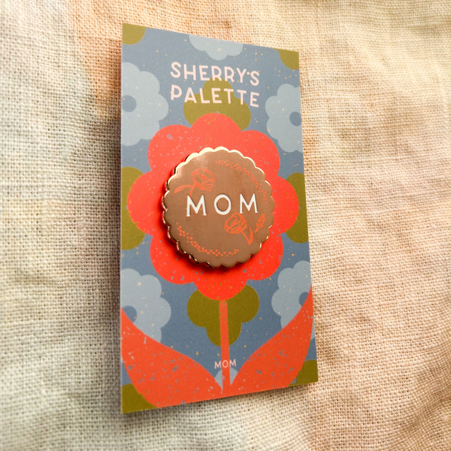 Mom - English Enamel Pin